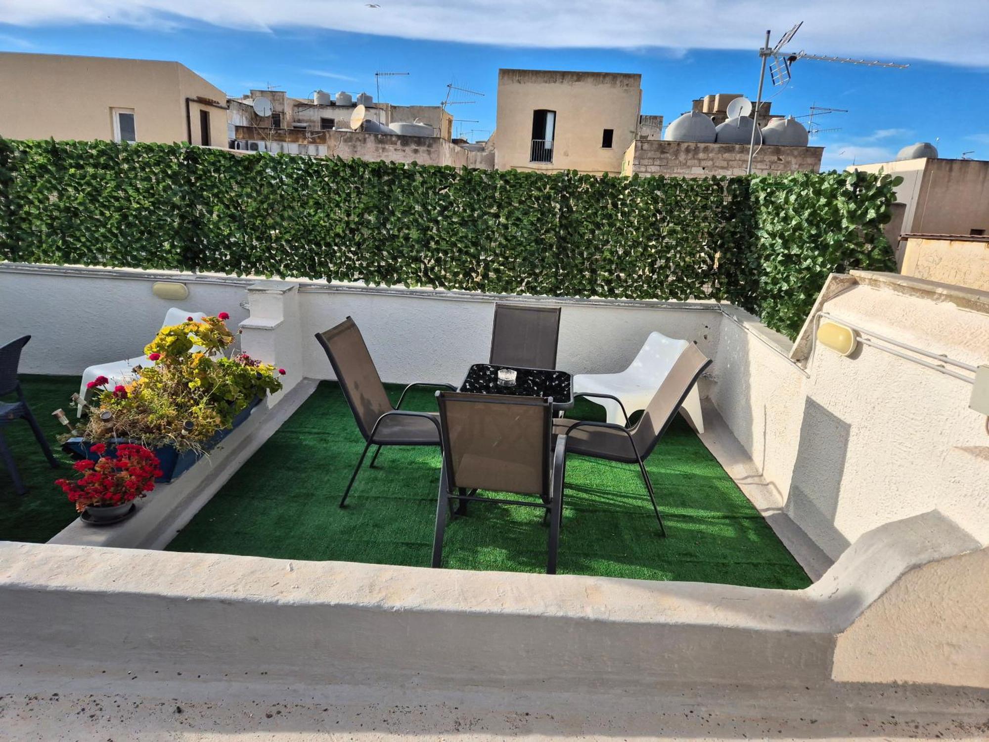 Casette Di Alex Con Terrazza Trapani Dış mekan fotoğraf